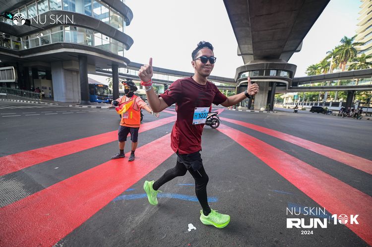 Race photo from Nu Skin Run 10K