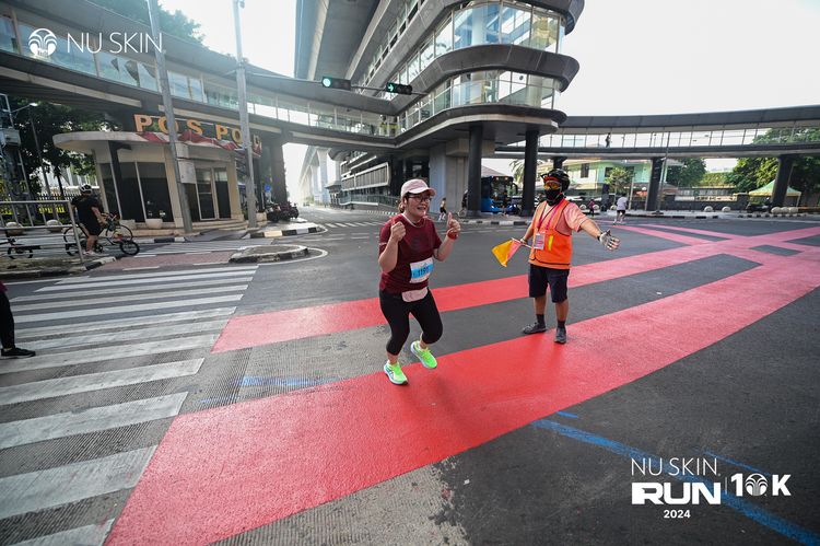 Race photo from Nu Skin Run 10K