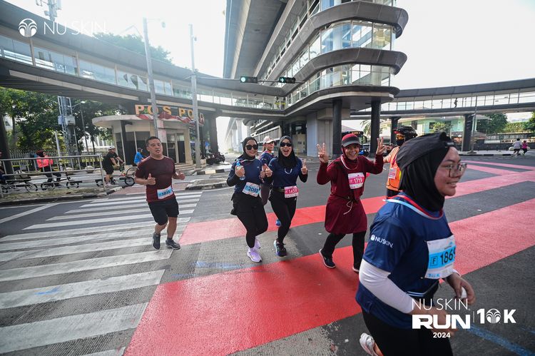 Race photo from Nu Skin Run 10K
