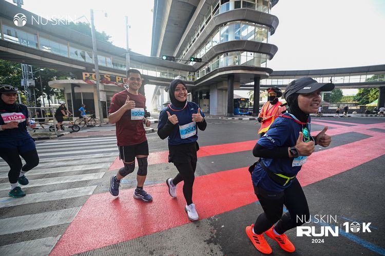 Race photo from Nu Skin Run 10K