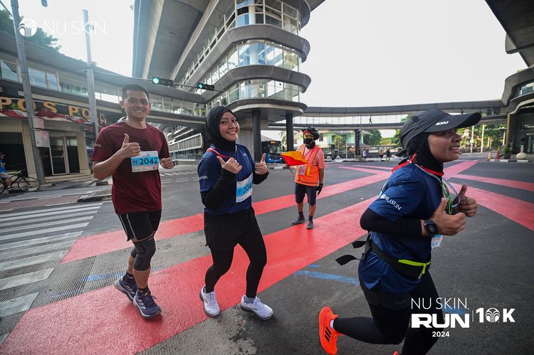 Race photo from Nu Skin Run 10K