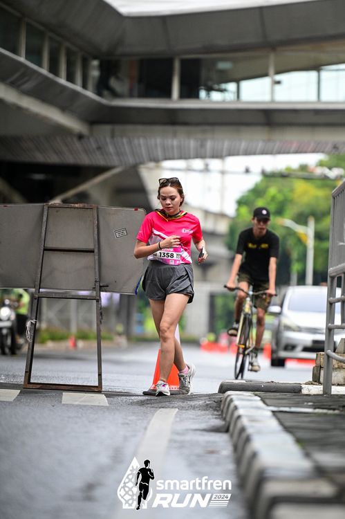 Race photo from Smartfren Run 2024