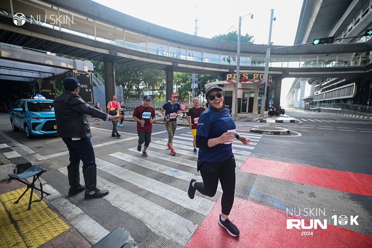 Race photo from Nu Skin Run 10K
