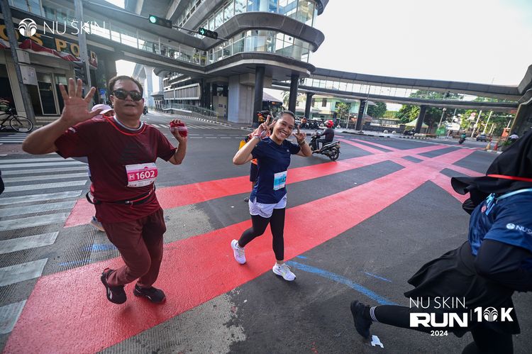 Race photo from Nu Skin Run 10K