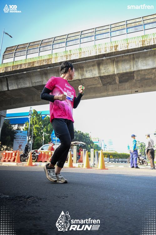 Race photo from Smartfren Run 2025 