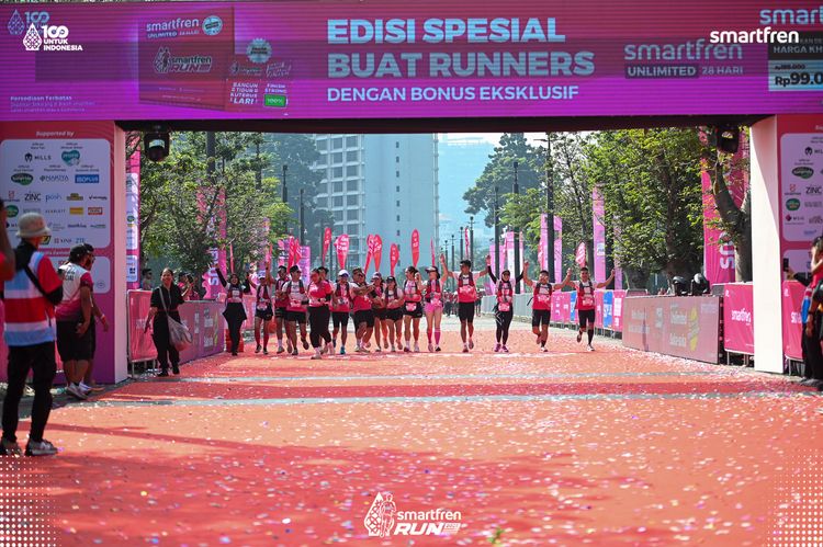 Race photo from Smartfren Run 2025 