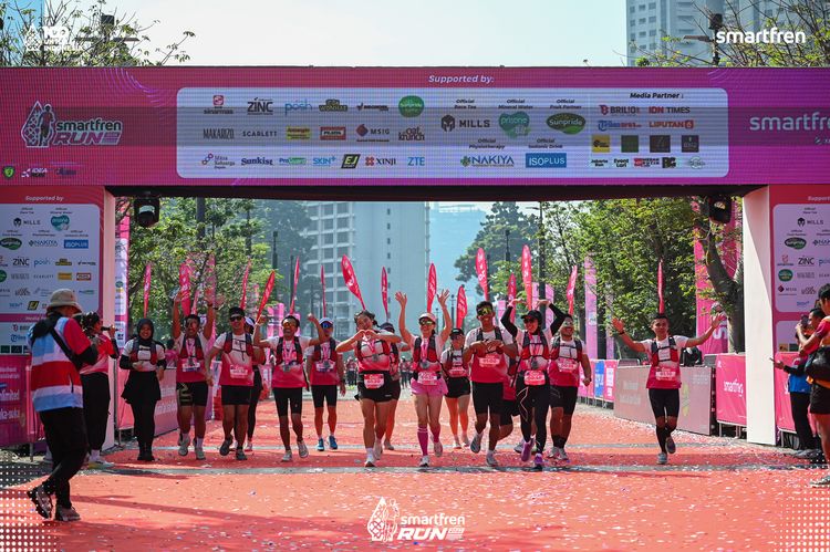 Race photo from Smartfren Run 2025 