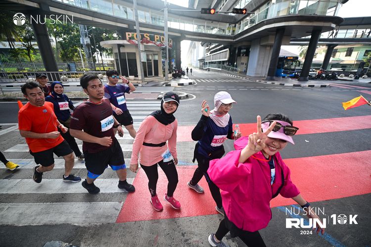 Race photo from Nu Skin Run 10K
