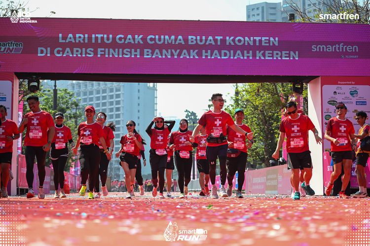 Race photo from Smartfren Run 2025 