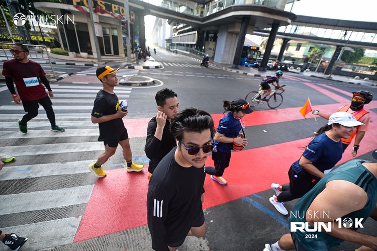 Race photo from Nu Skin Run 10K