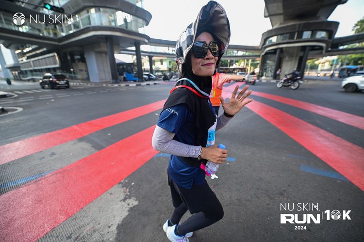 Race photo from Nu Skin Run 10K