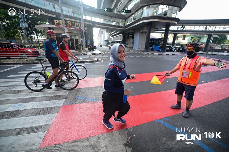 Race photo from Nu Skin Run 10K
