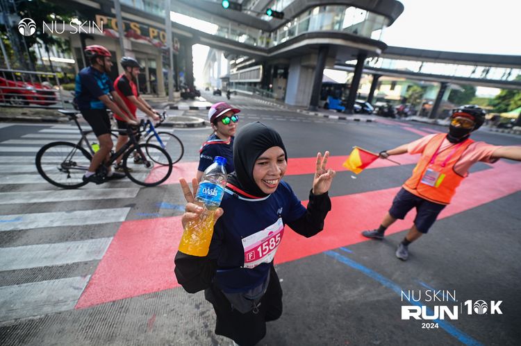 Race photo from Nu Skin Run 10K