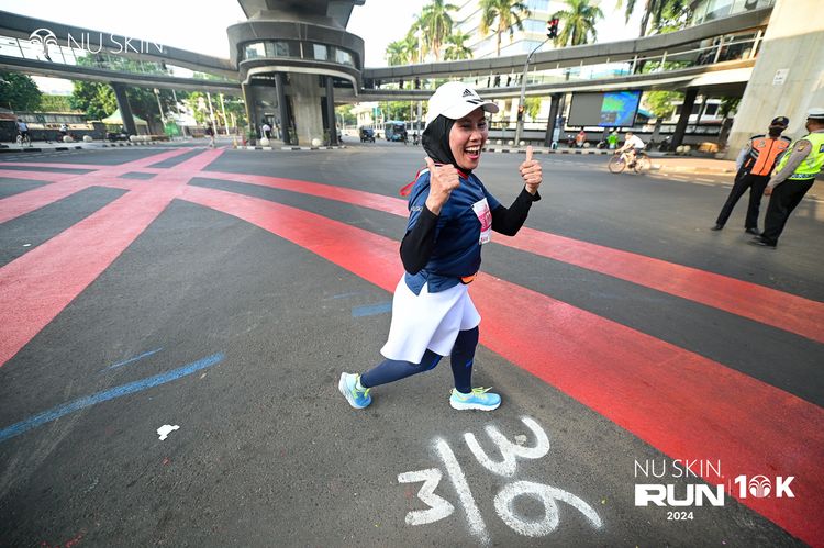 Race photo from Nu Skin Run 10K