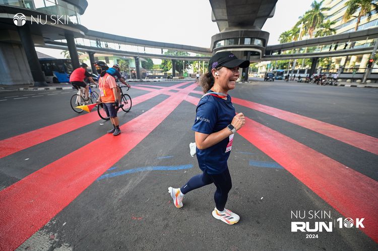 Race photo from Nu Skin Run 10K