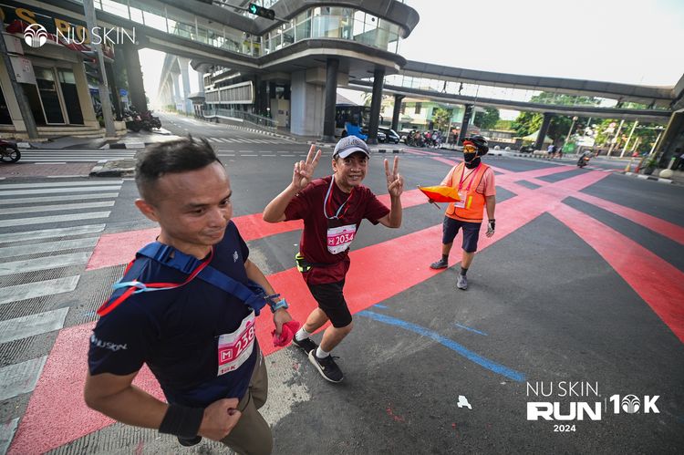 Race photo from Nu Skin Run 10K