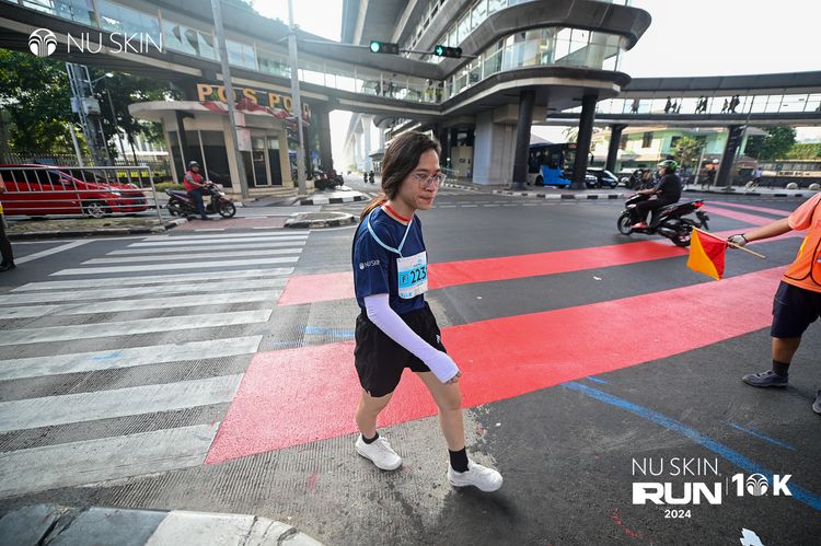 Race photo from Nu Skin Run 10K