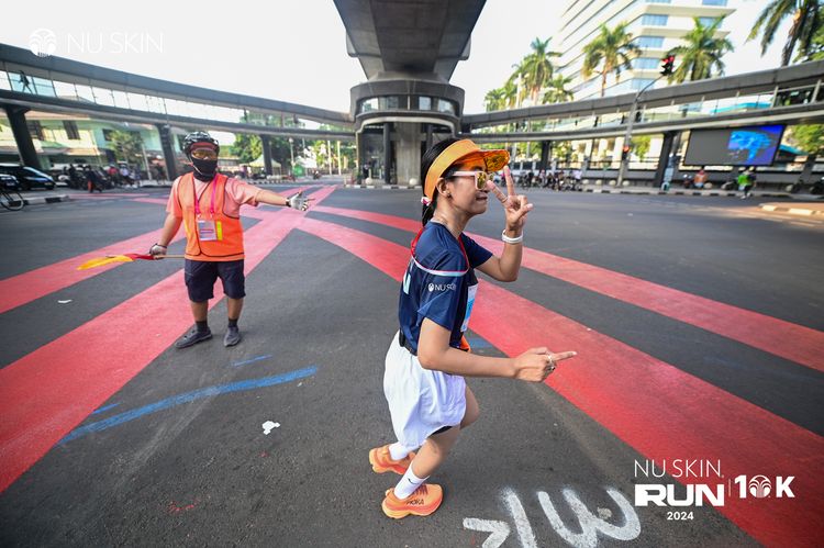 Race photo from Nu Skin Run 10K