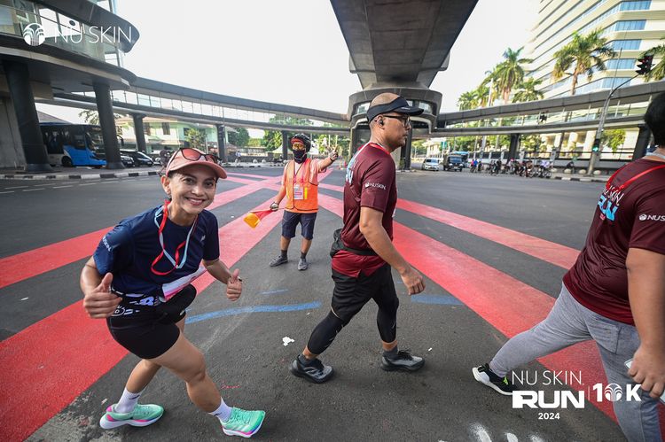 Race photo from Nu Skin Run 10K