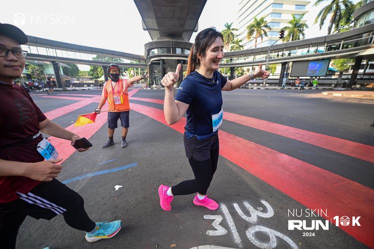 Race photo from Nu Skin Run 10K