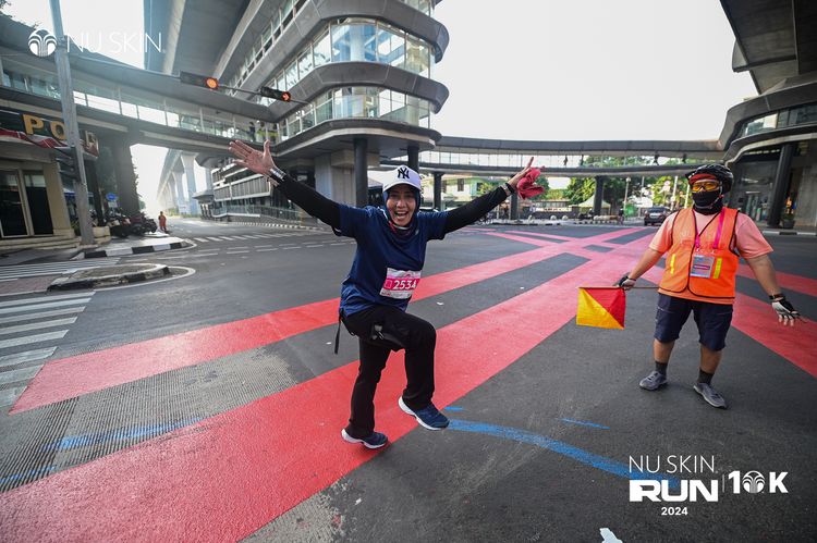 Race photo from Nu Skin Run 10K