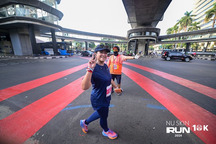 Race photo from Nu Skin Run 10K