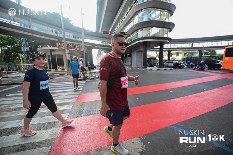 Race photo from Nu Skin Run 10K