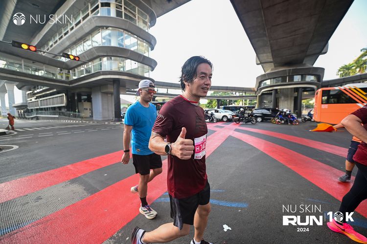 Race photo from Nu Skin Run 10K