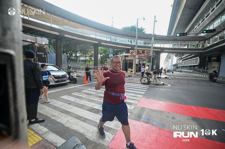Race photo from Nu Skin Run 10K