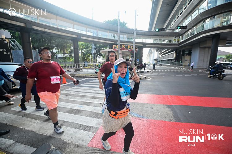 Race photo from Nu Skin Run 10K