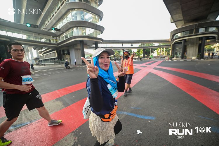 Race photo from Nu Skin Run 10K
