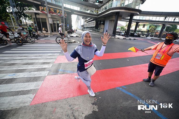 Race photo from Nu Skin Run 10K