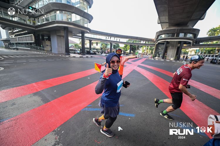 Race photo from Nu Skin Run 10K