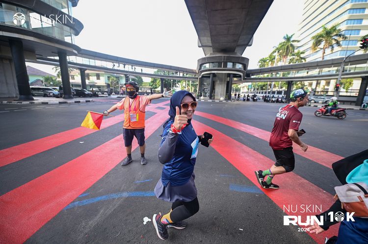 Race photo from Nu Skin Run 10K
