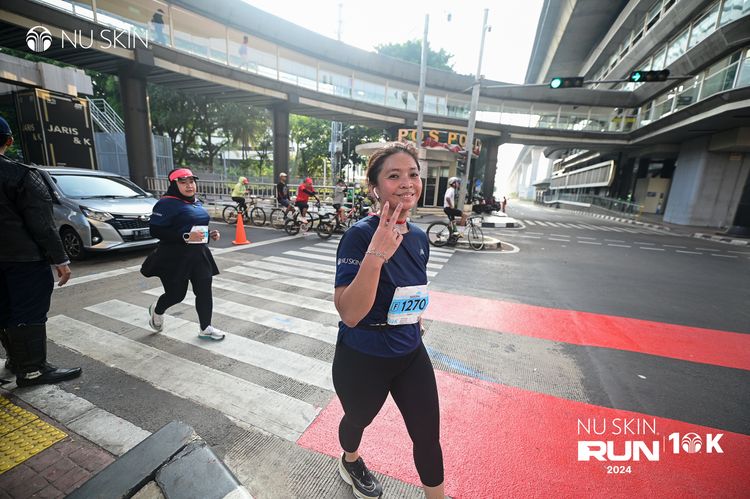 Race photo from Nu Skin Run 10K