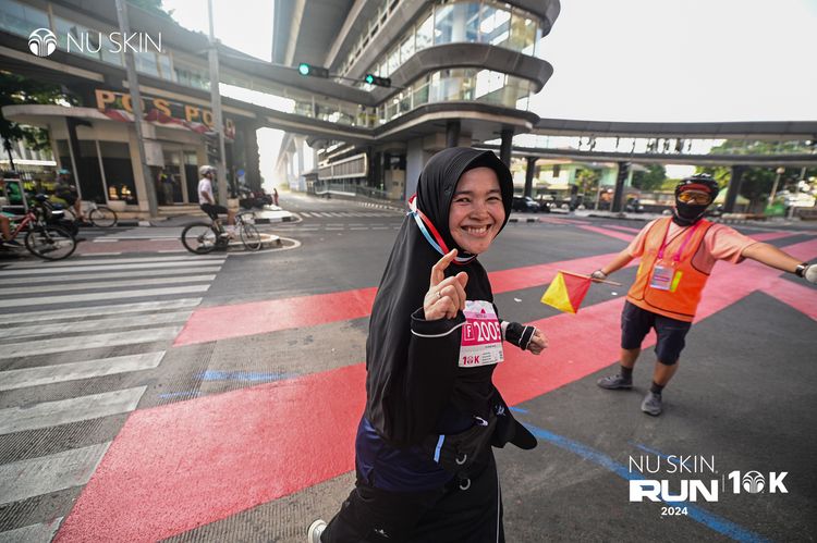 Race photo from Nu Skin Run 10K