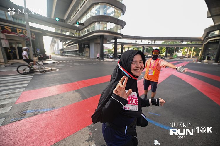 Race photo from Nu Skin Run 10K
