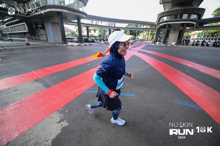 Race photo from Nu Skin Run 10K