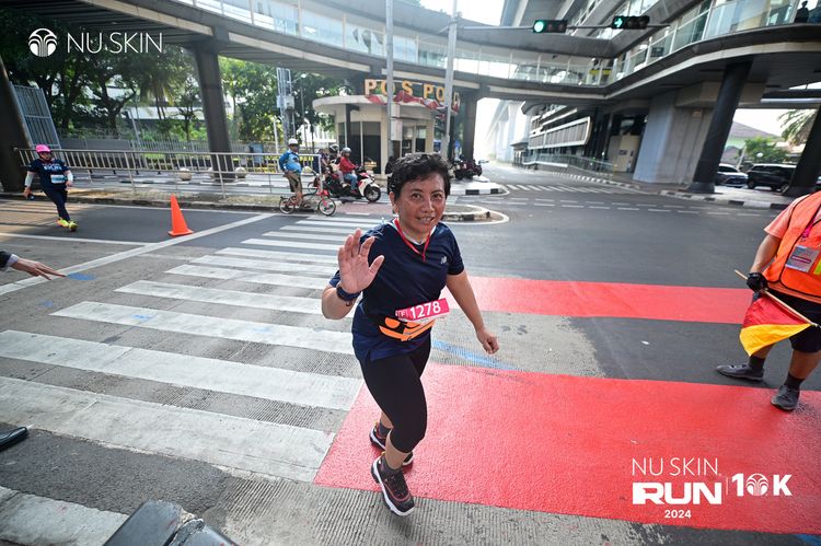 Race photo from Nu Skin Run 10K