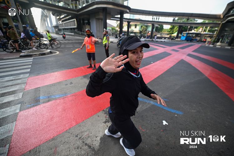 Race photo from Nu Skin Run 10K