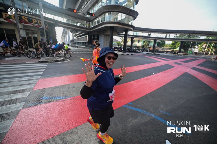 Race photo from Nu Skin Run 10K