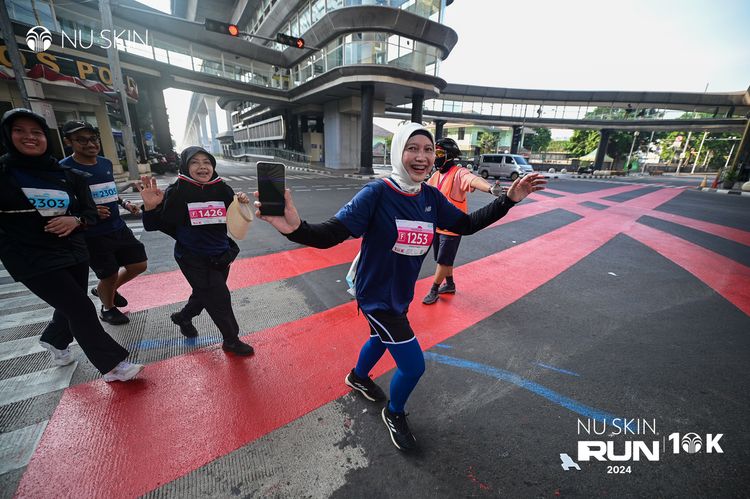 Race photo from Nu Skin Run 10K
