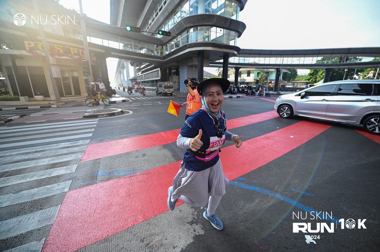 Race photo from Nu Skin Run 10K