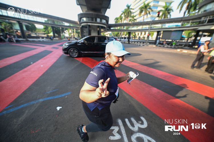 Race photo from Nu Skin Run 10K