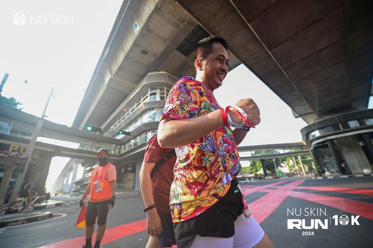 Race photo from Nu Skin Run 10K