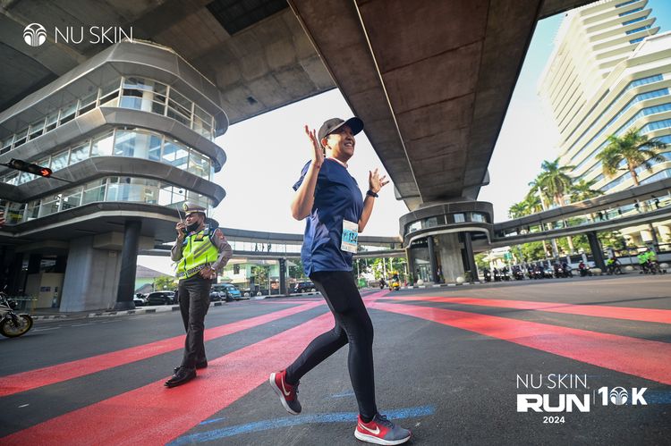 Race photo from Nu Skin Run 10K