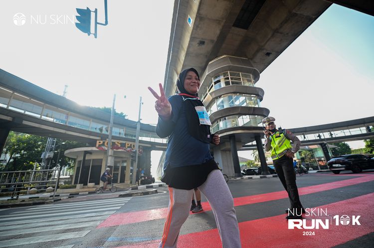 Race photo from Nu Skin Run 10K