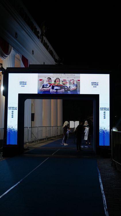 Race photo from KEMLU RUN 2025