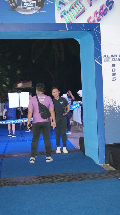 Race photo from KEMLU RUN 2025
