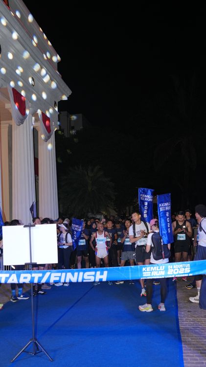 Race photo from KEMLU RUN 2025
